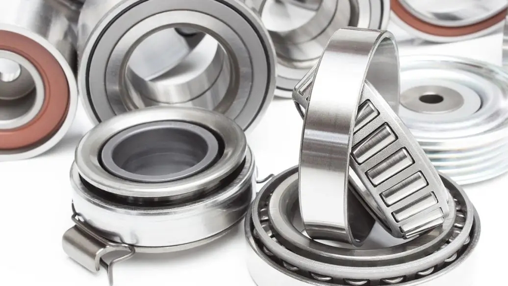 过盈配合对球轴承的寿命影响